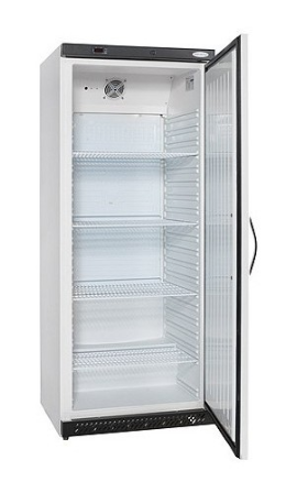 Quelle est la différence entre un frigo vitré et un frigo à boissons ? 